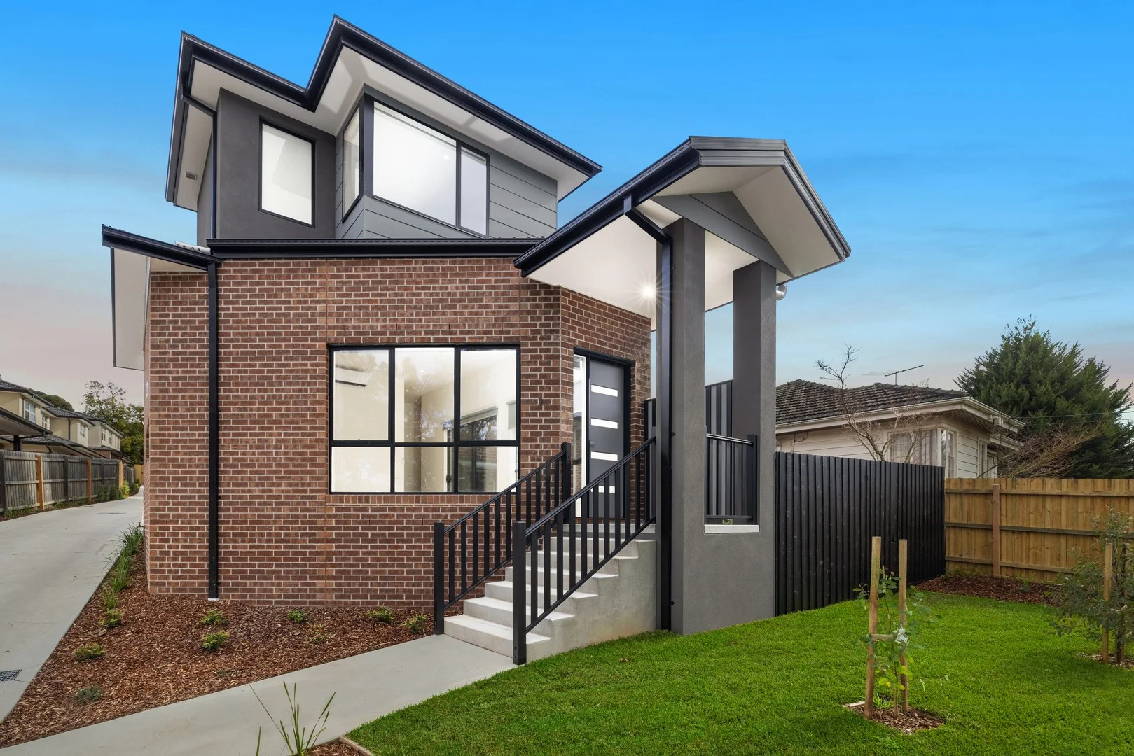 1/18 Mines Road, Ringwood East VIC 3135