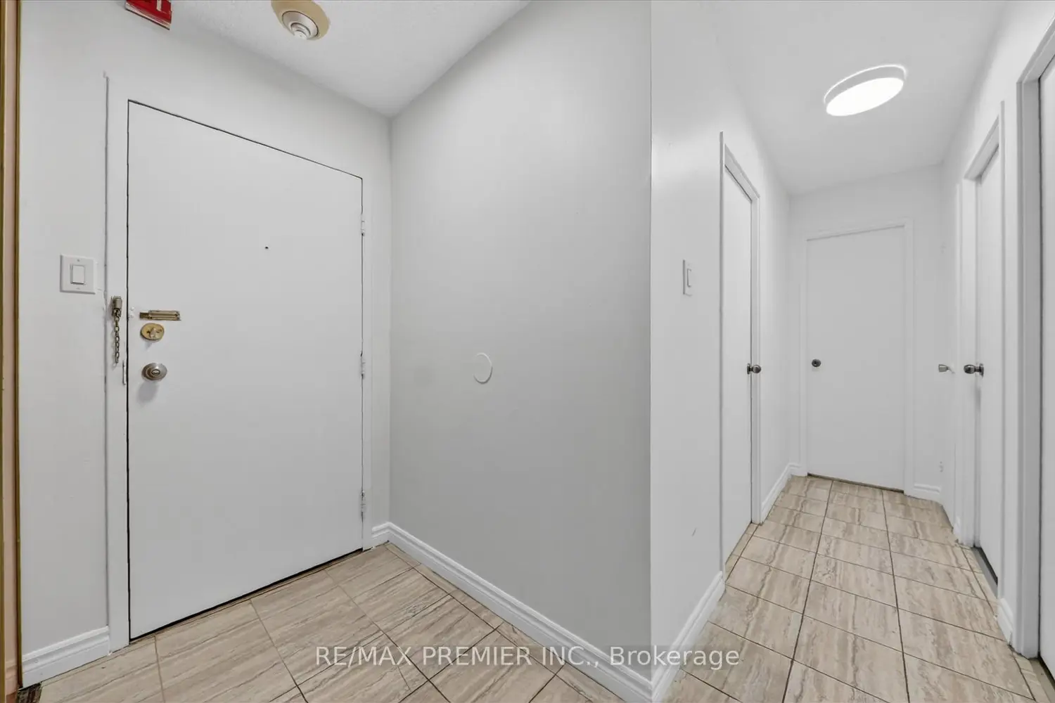 Additional image 7 of 3555 Derry Road 712