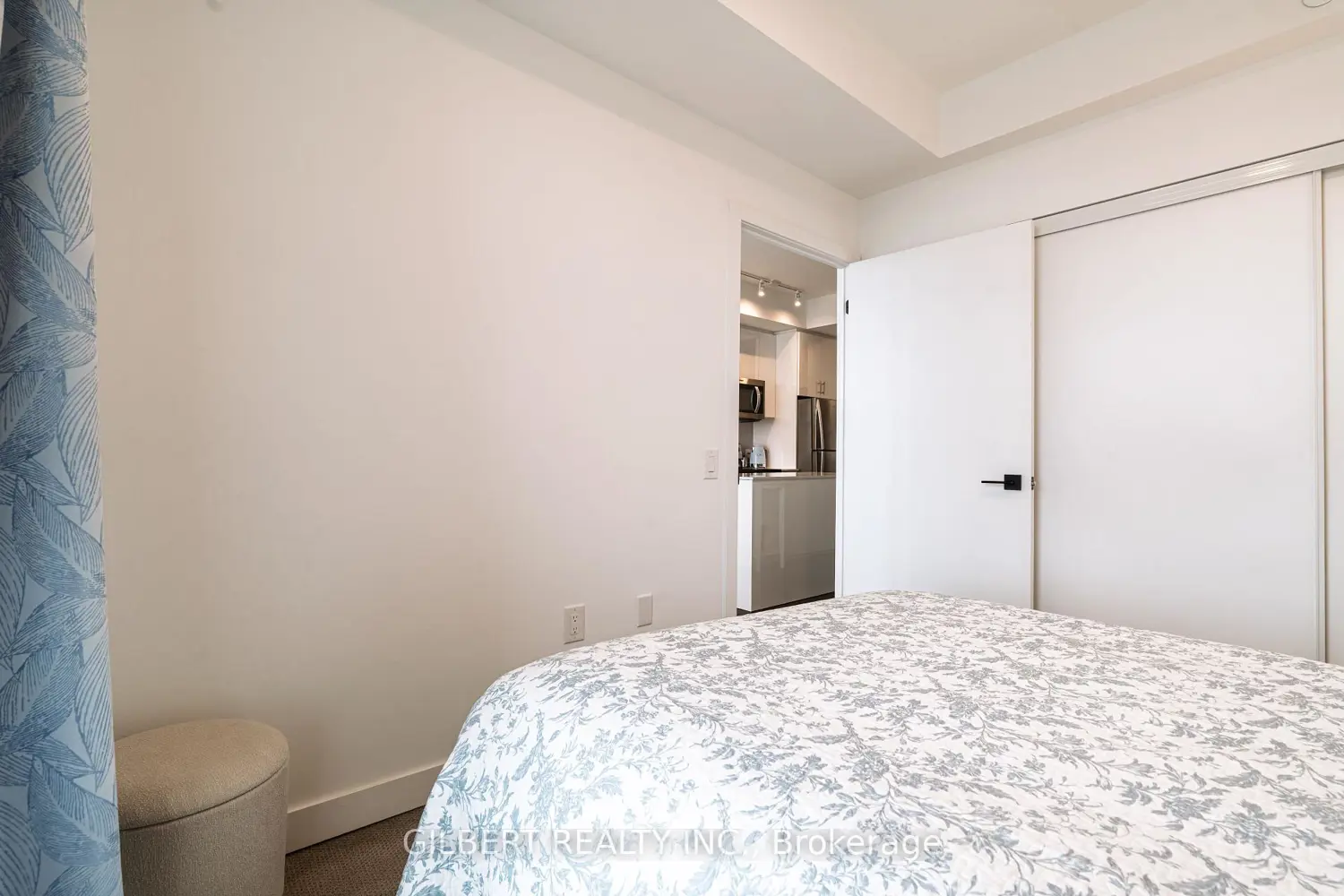 Additional image 13 of 2782 Barton Street