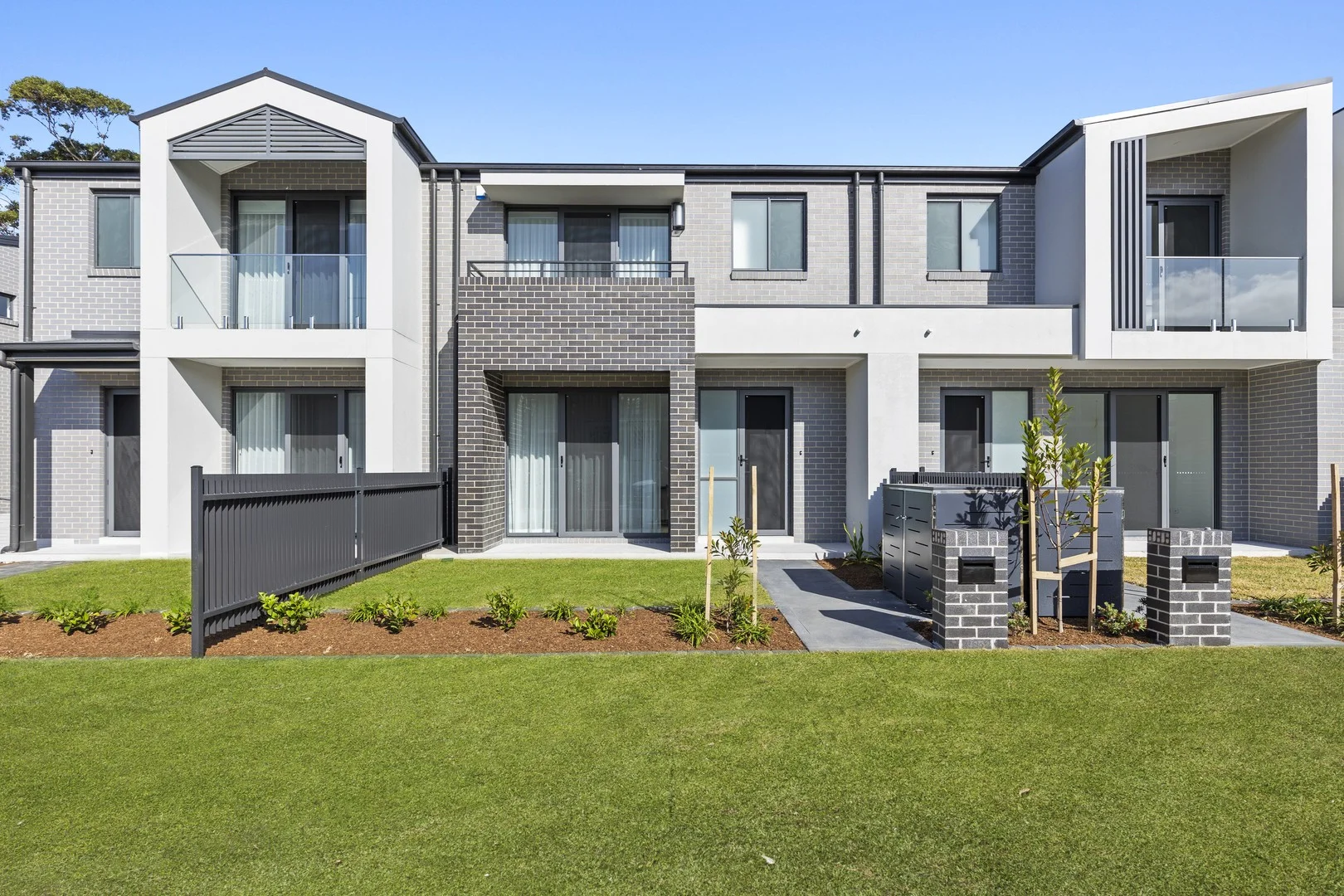 3/2 Dolphin Point Road, Burrill Lake NSW 2539