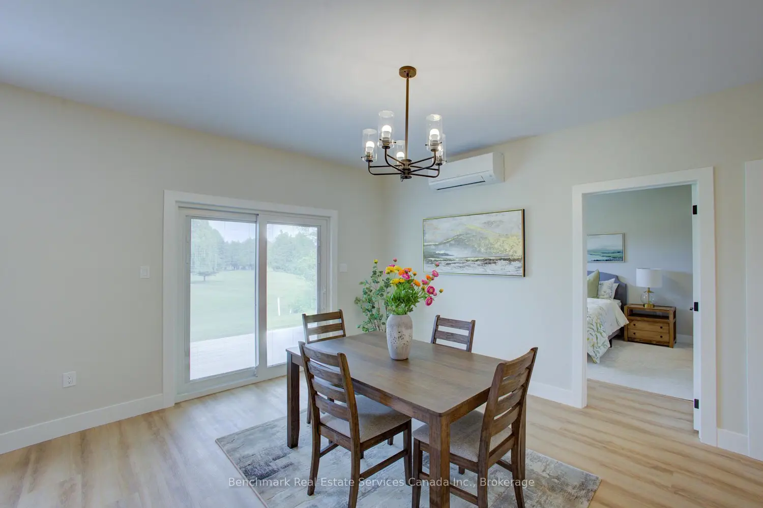 Additional image 5 of 1182 Queen Street 52