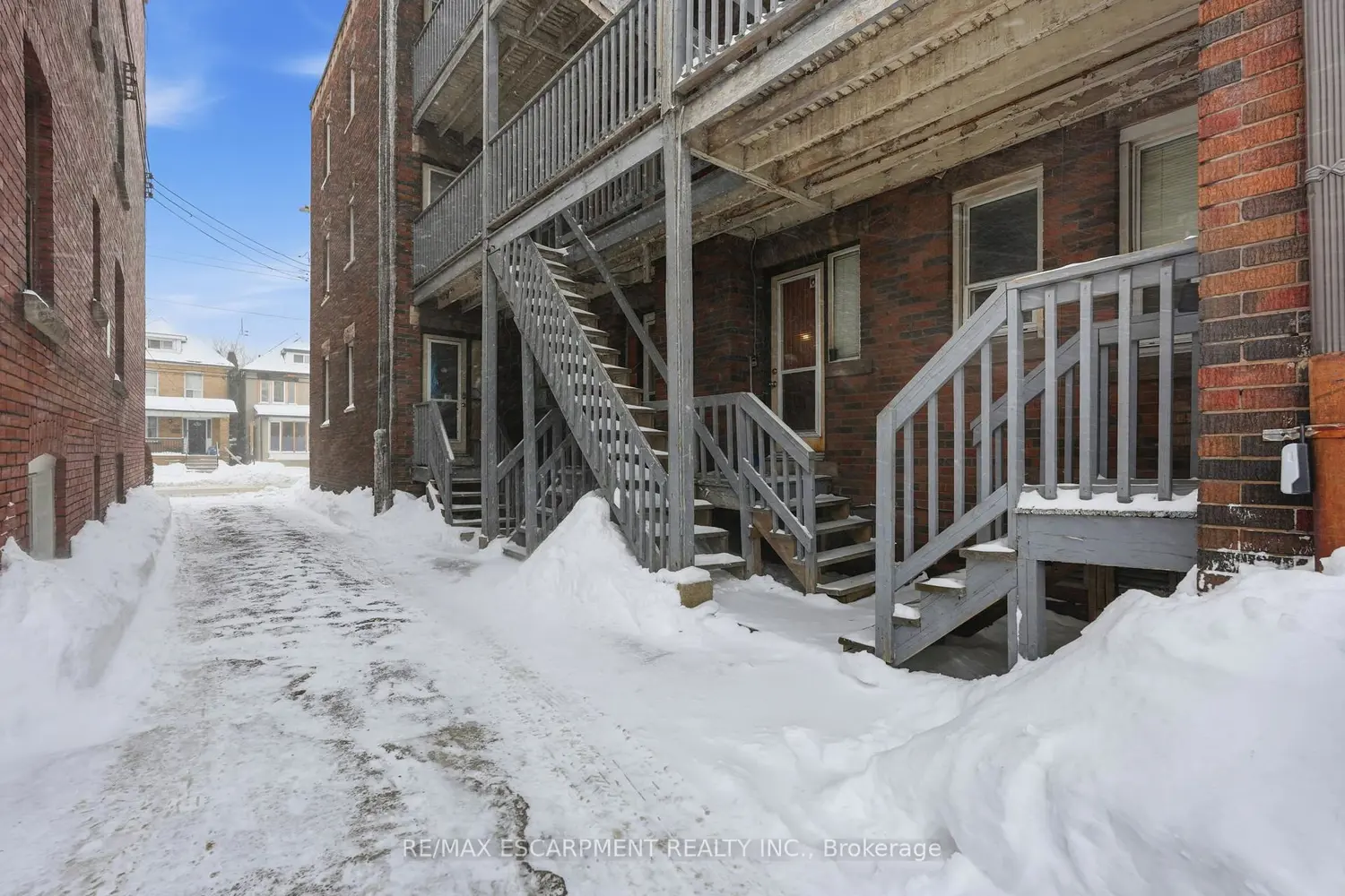 Additional image 20 of 97 Connaught Avenue 10