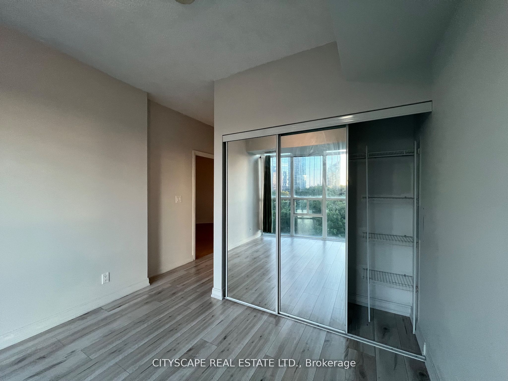 Additional image 4 of 510-80 Absolute Avenue, Mississauga, ON, L4Z 0A5