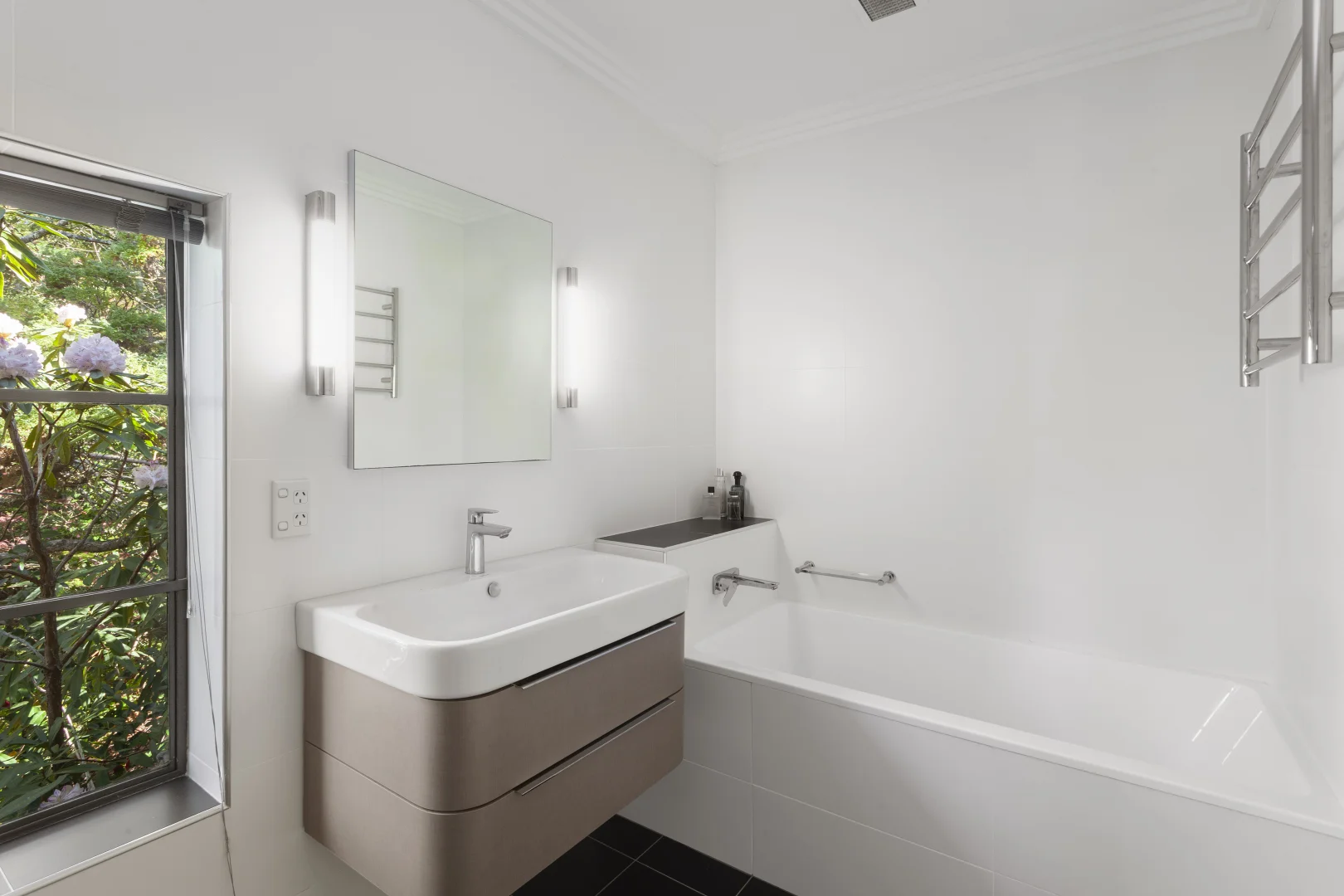 Additional image 8 of 9 Orchard Lane, Leura NSW 2780