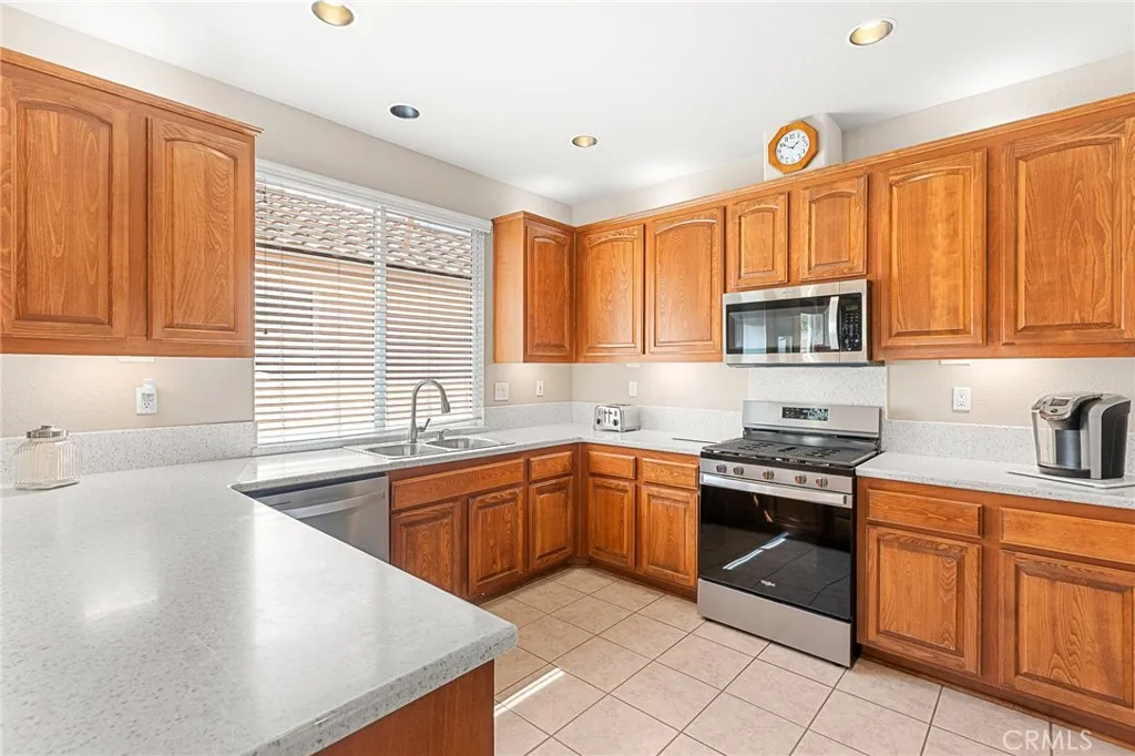 Additional image 64 of 1318 S Bay Hill, Banning, CA 92220