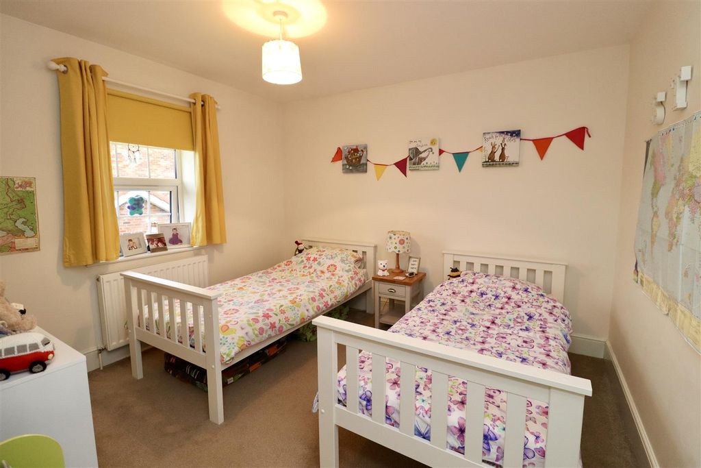 Additional image 10 of 4 bed detached house for saleHoughton Close, Market Weighton, York YO43
