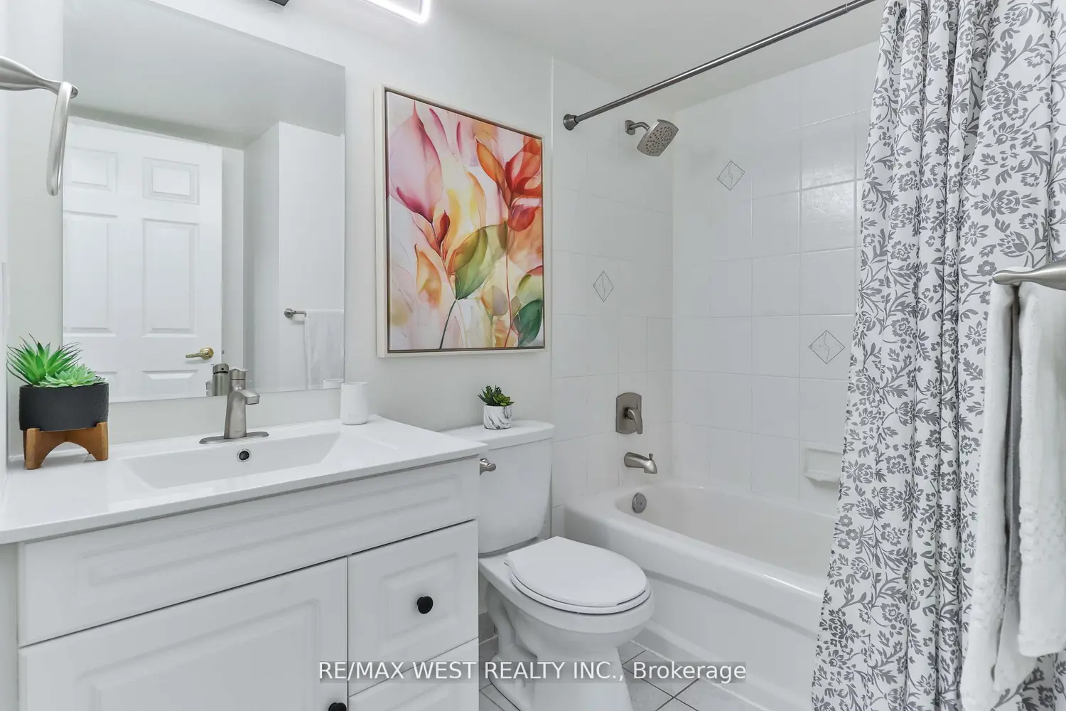 Additional image 13 of 22 Olive Avenue 216