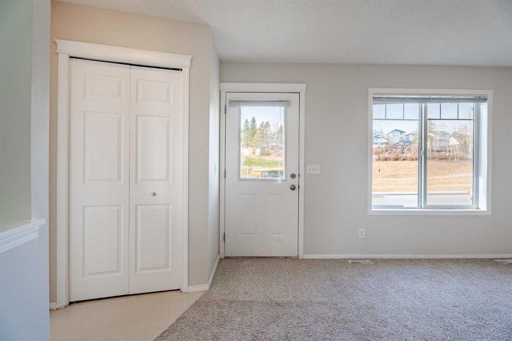 Additional image 2 of 122 Panamount Drive NW, Calgary, AB, T3K 6K3