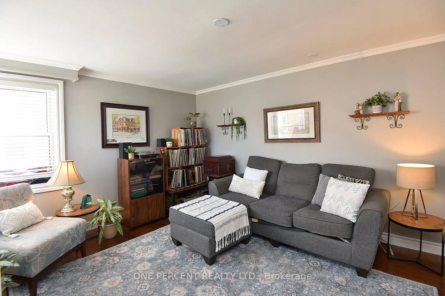 Additional image 10 of 1351 Lakeshore Road 16