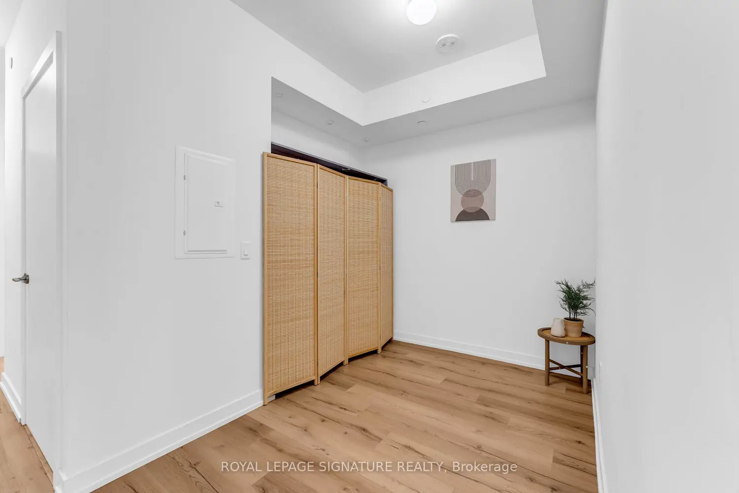 Additional image 10 of 1195 The Queensway 317