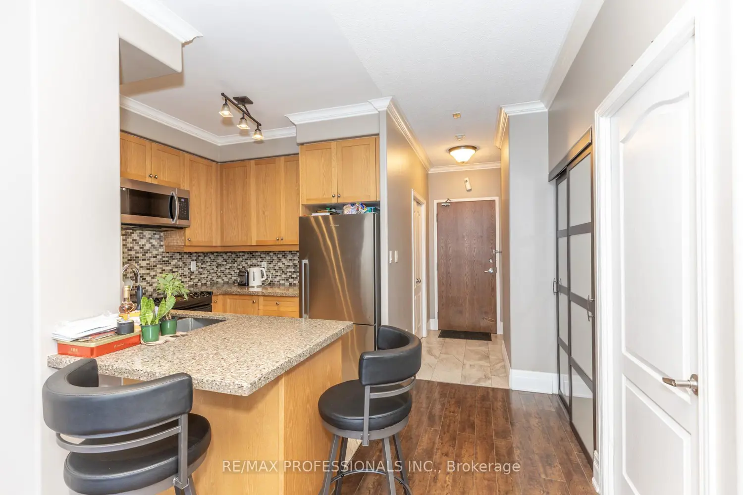 Additional image 13 of 2772 Keele Street 1004