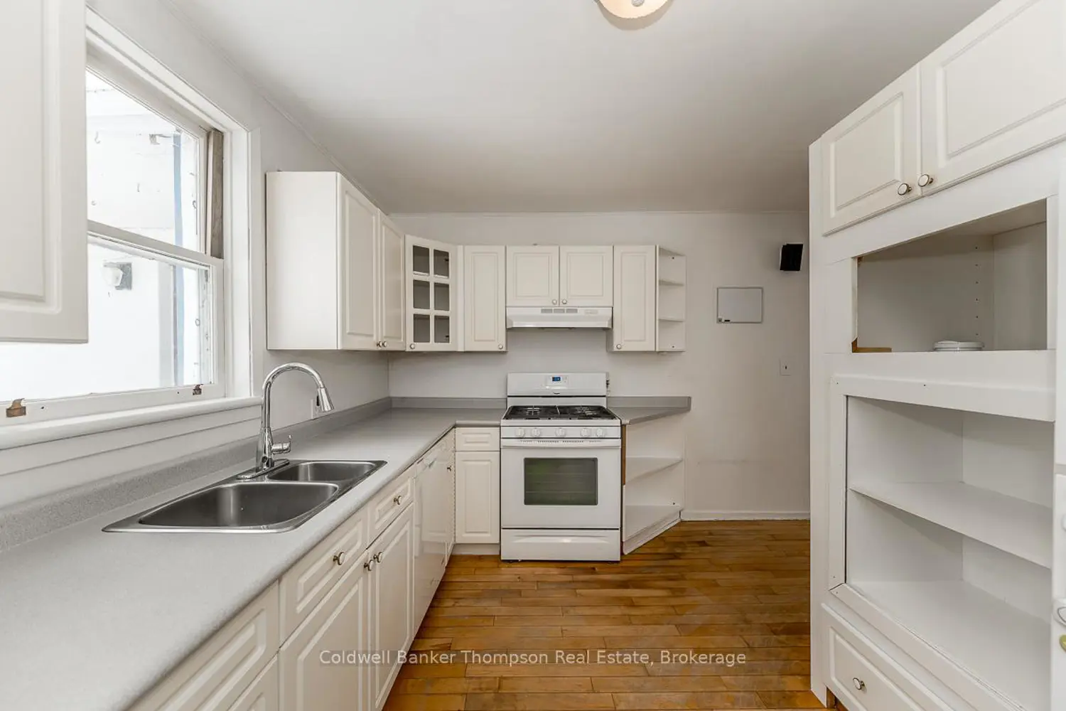 Additional image 3 of 145 Front Street