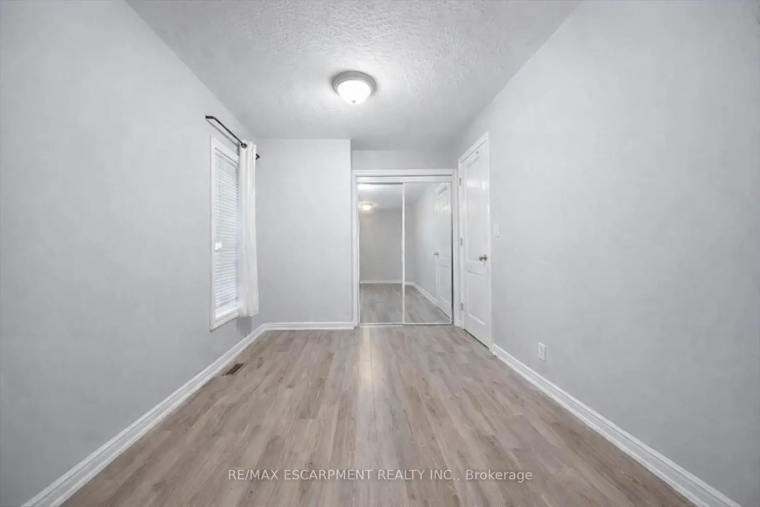 Additional image 7 of 106 Lottridge Street