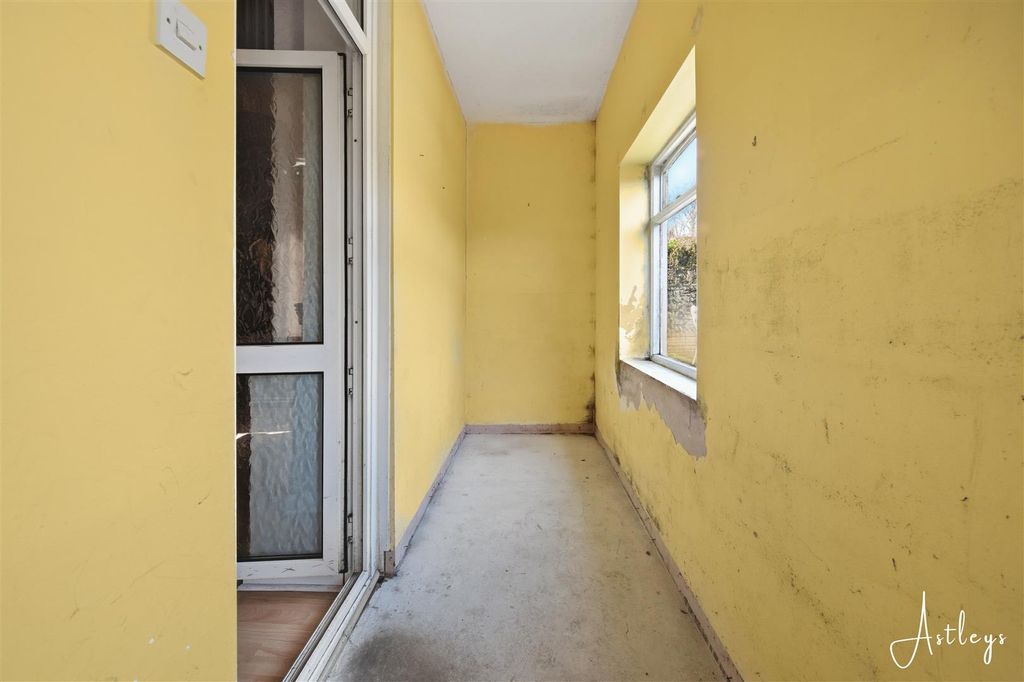 Additional image 5 of 2 bed detached house for saleLon Brynteg, Dwr Y Felin Road, Neath SA10