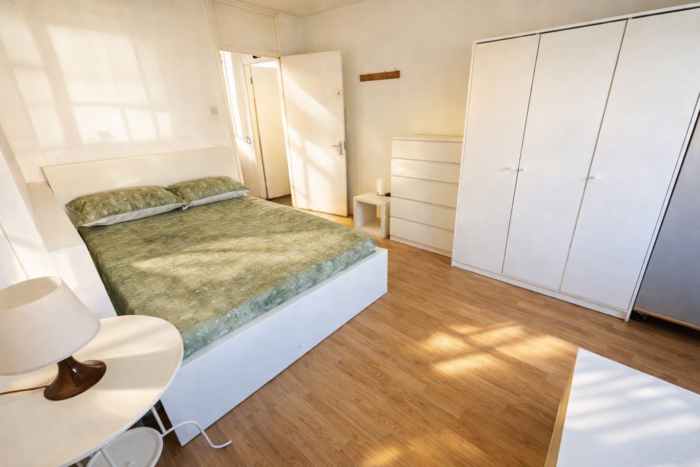 Room in a Shared Flat, Brockmer House, E1, N1 7GU