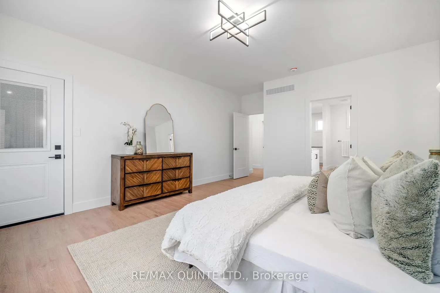 Additional image 14 of 235 Michael's Way