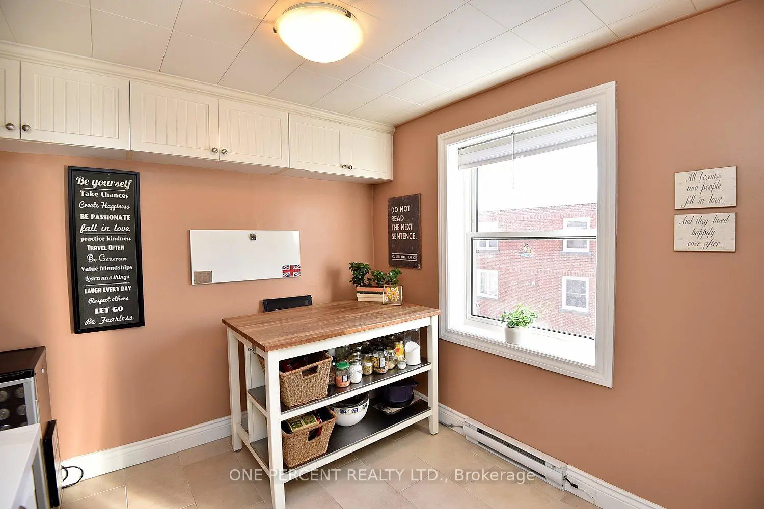 Additional image 5 of 1351 Lakeshore Road 16