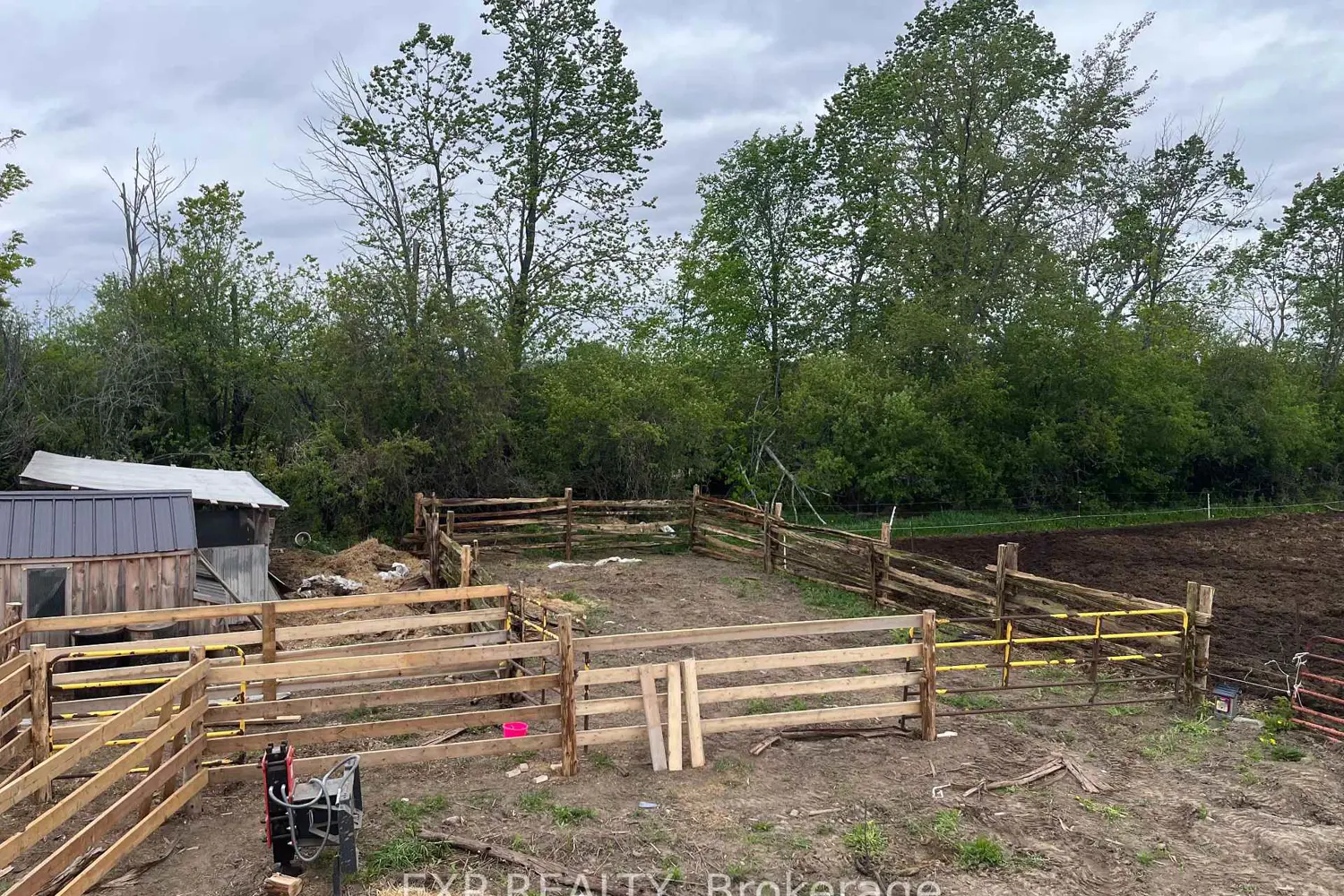 Additional image 6 of 2851 Church Street