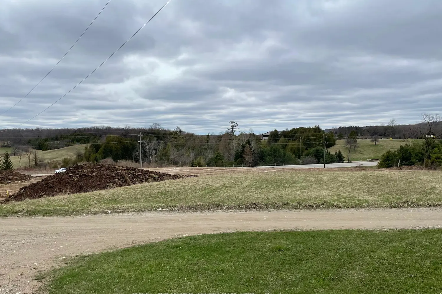 Additional image 4 of 312095 Highway 6 Highway