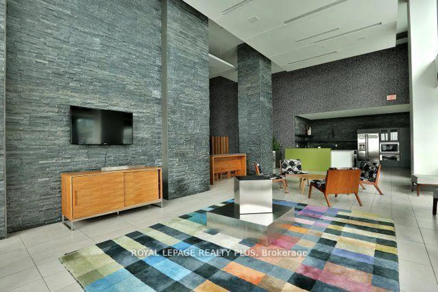 Additional image 13 of 360 Square One Drive 812