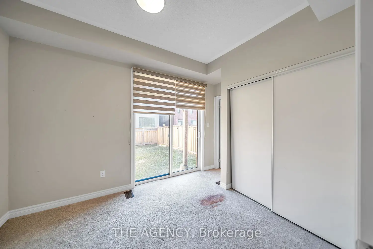 Additional image 17 of 56 Douet Lane