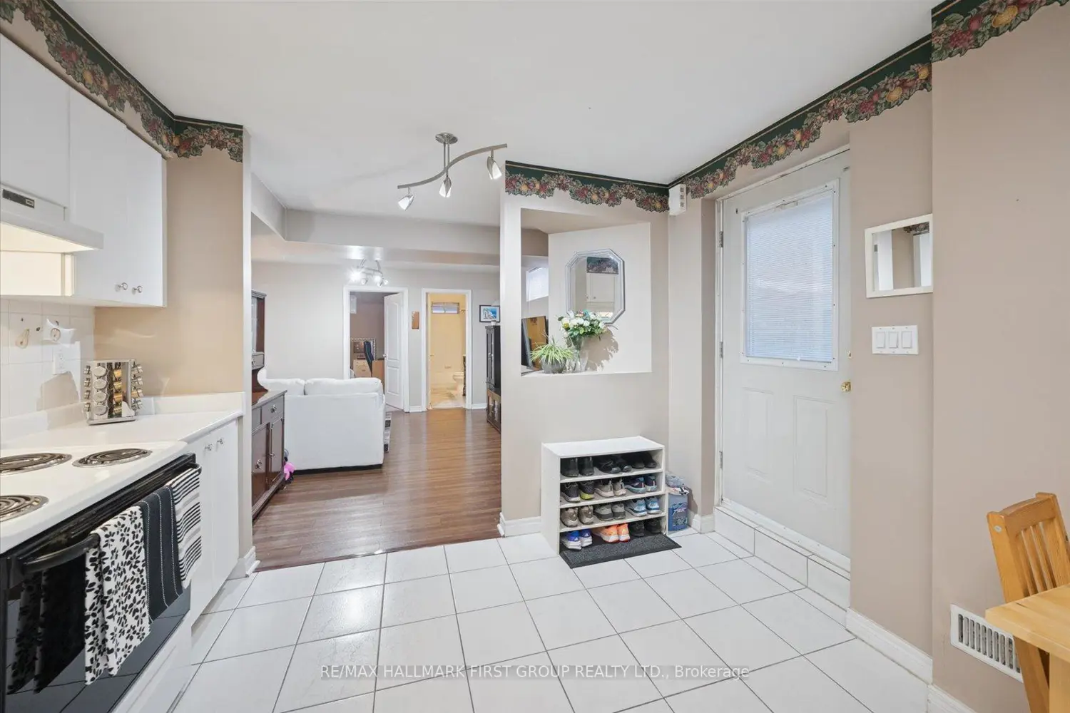 Additional image 11 of 1779 Woodview Avenue