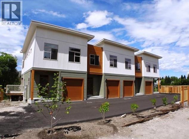 1703 43 Avenue Unit# 3