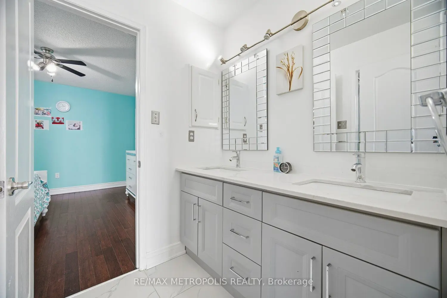 Additional image 11 of 43 El Camino Way