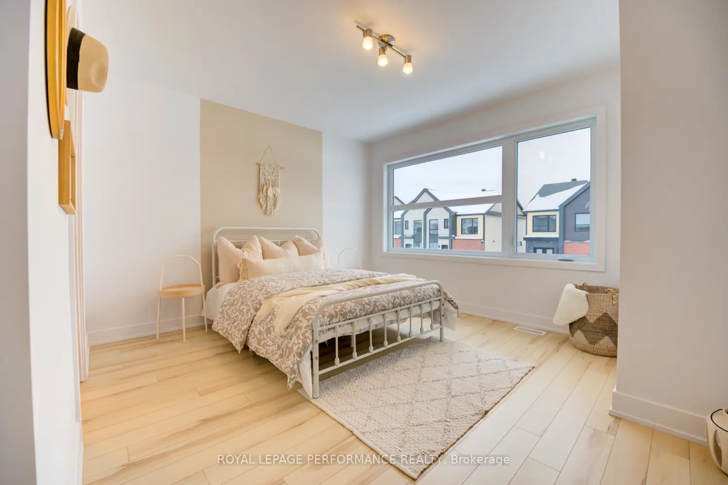 Additional image 14 of 2513 Gray Crescent