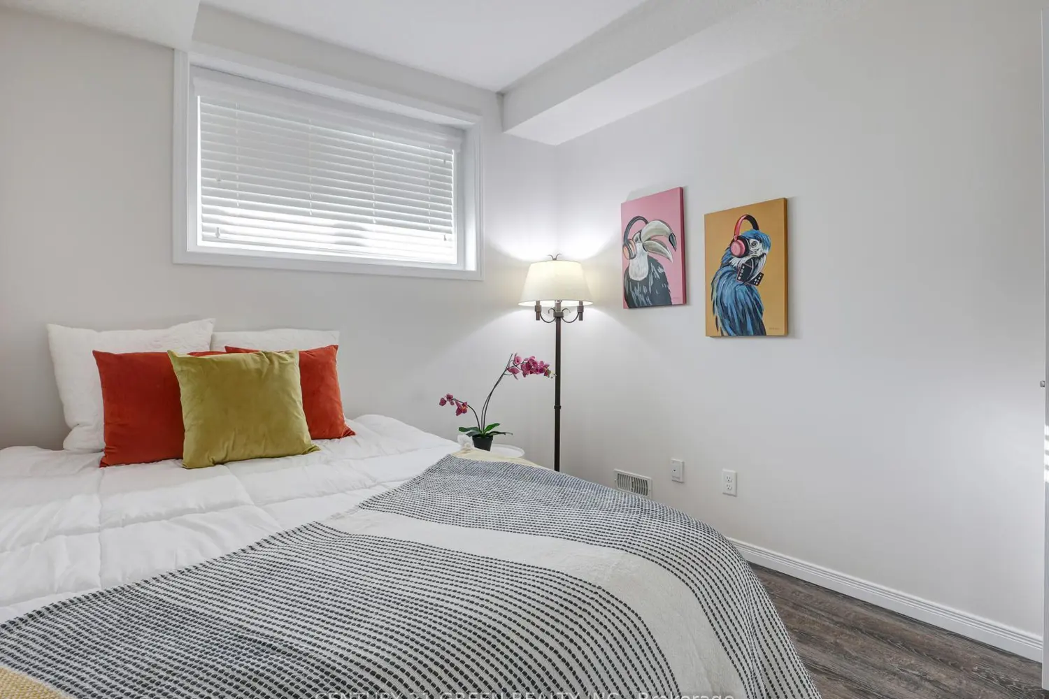 Additional image 18 of 1989 Ottawa Street 23G