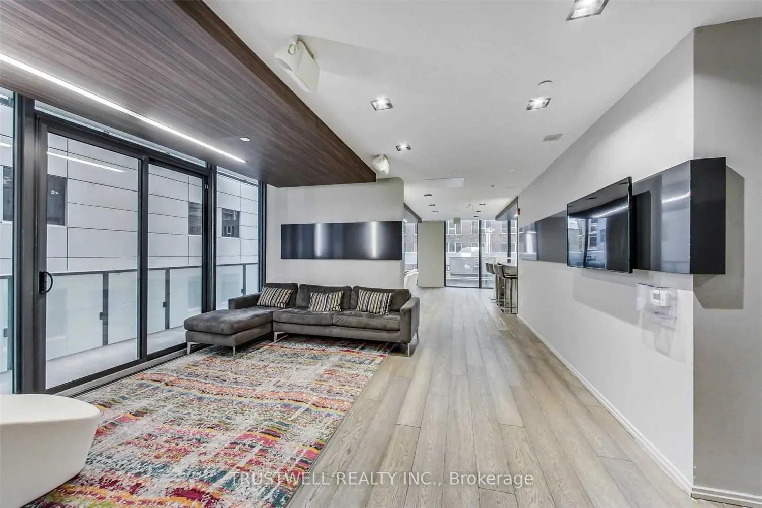 Additional image 16 of 101 Peter Street 1601