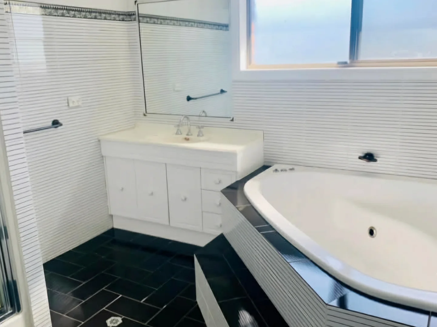 Additional image 3 of Marrangaroo NSW 2790