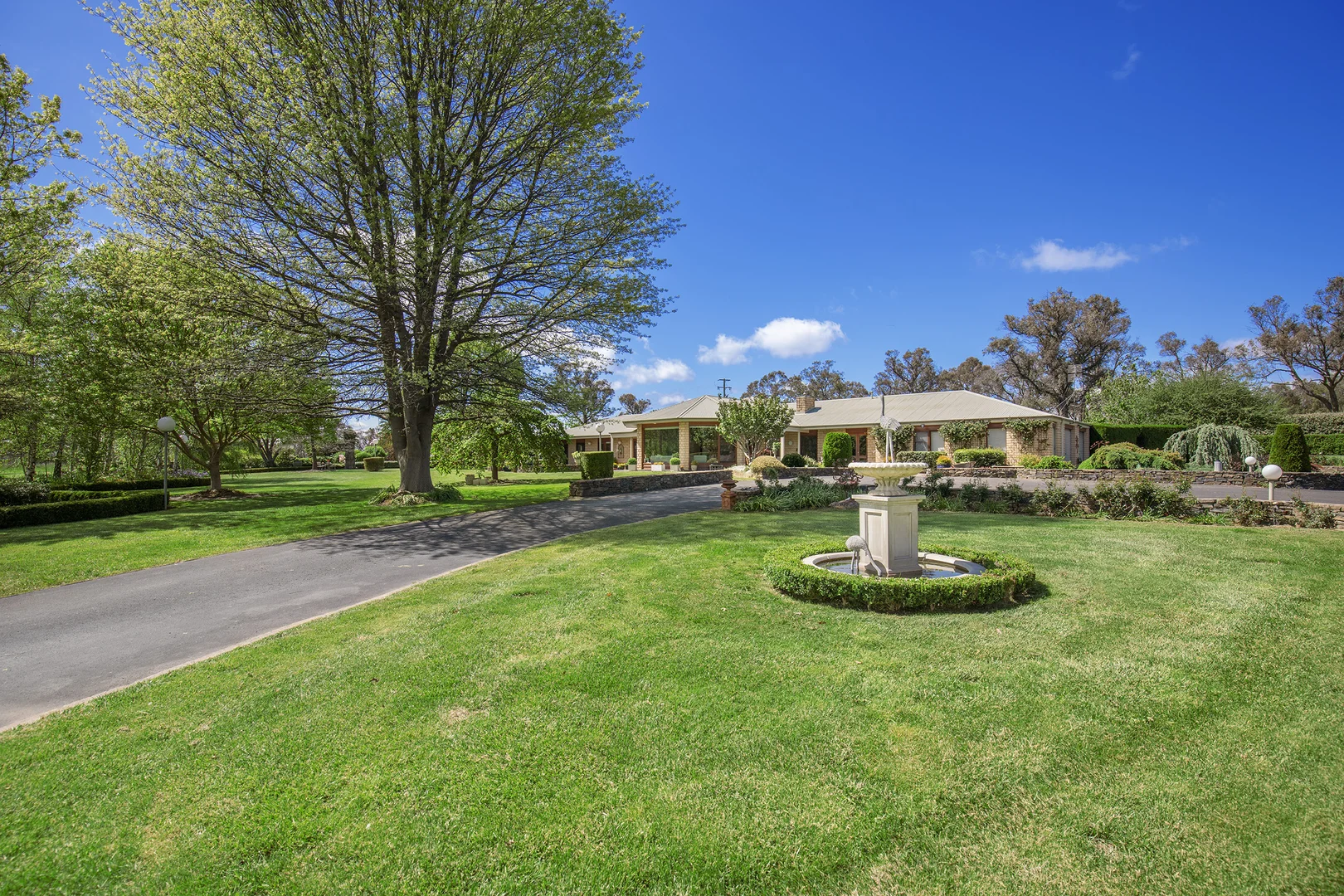 Additional image 3 of 191 Thunderbolts Way, Walcha NSW 2354