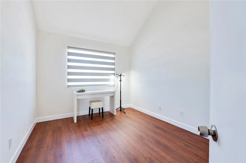 Additional image 20 of 16331 Cornuta Avenue Unit E, Bellflower, CA 90706