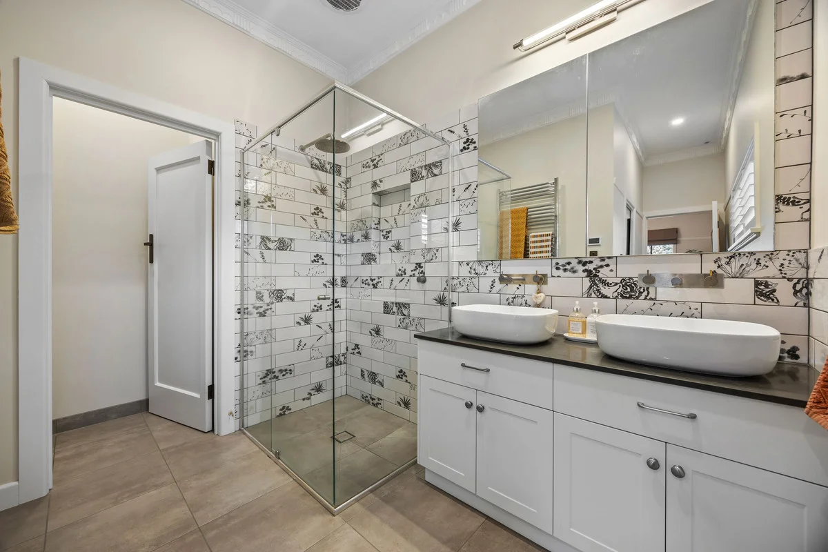 Additional image 20 of 302 Wendouree Parade, Lake Wendouree VIC 3350