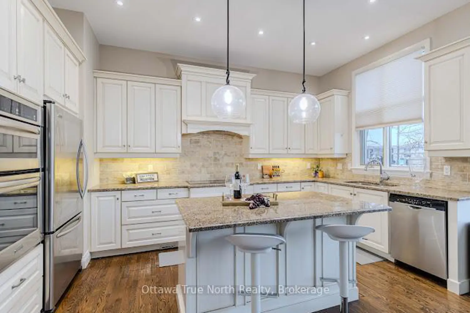 Additional image 12 of 105 Black Maple Private