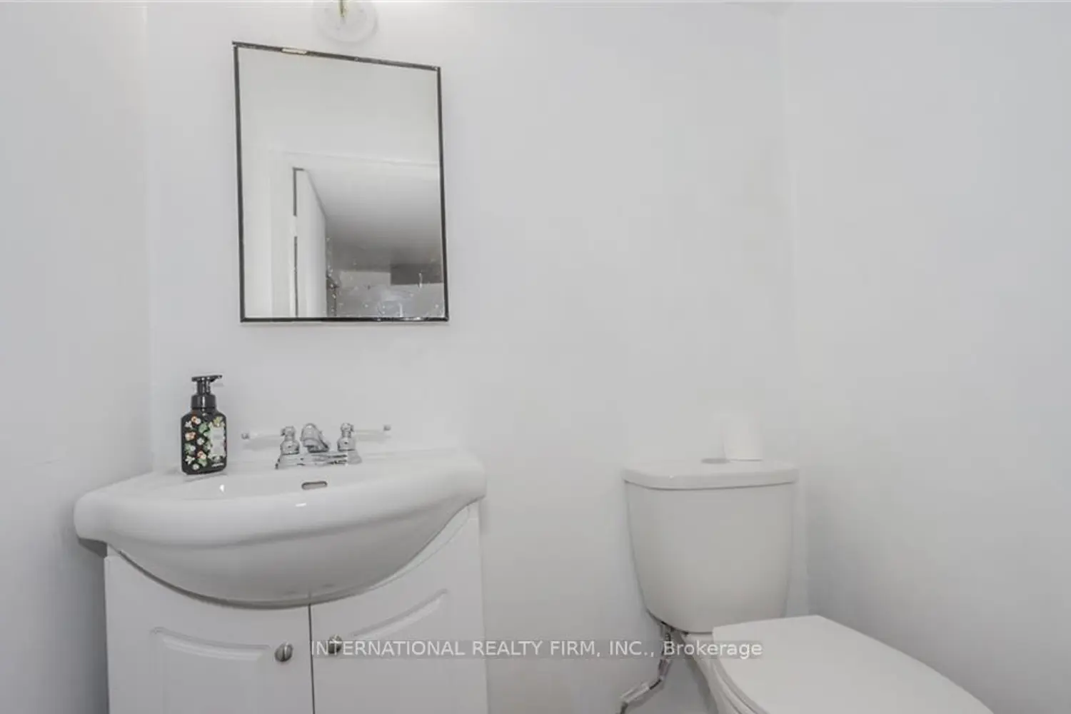 Additional image 13 of 1775 Culver Drive 100