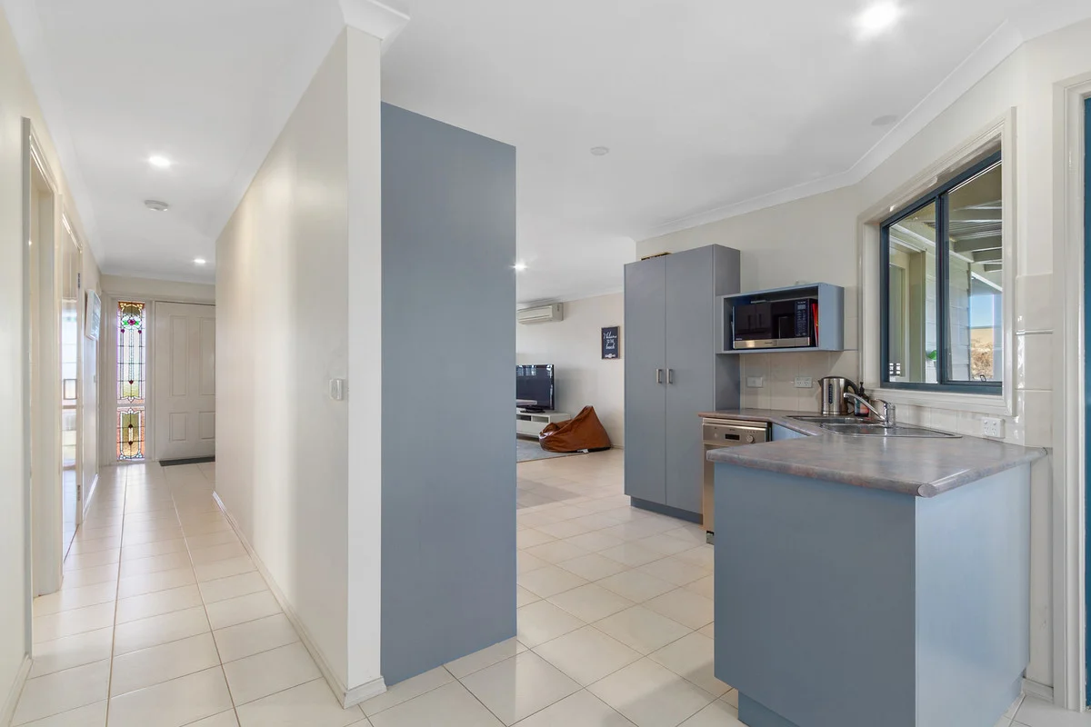 Additional image 8 of 42 Capes Road, Lakes Entrance VIC 3909