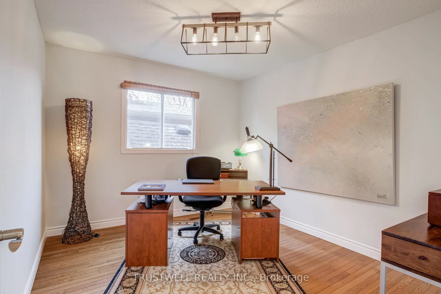 Additional image 6 of 82 Long Island Crescent