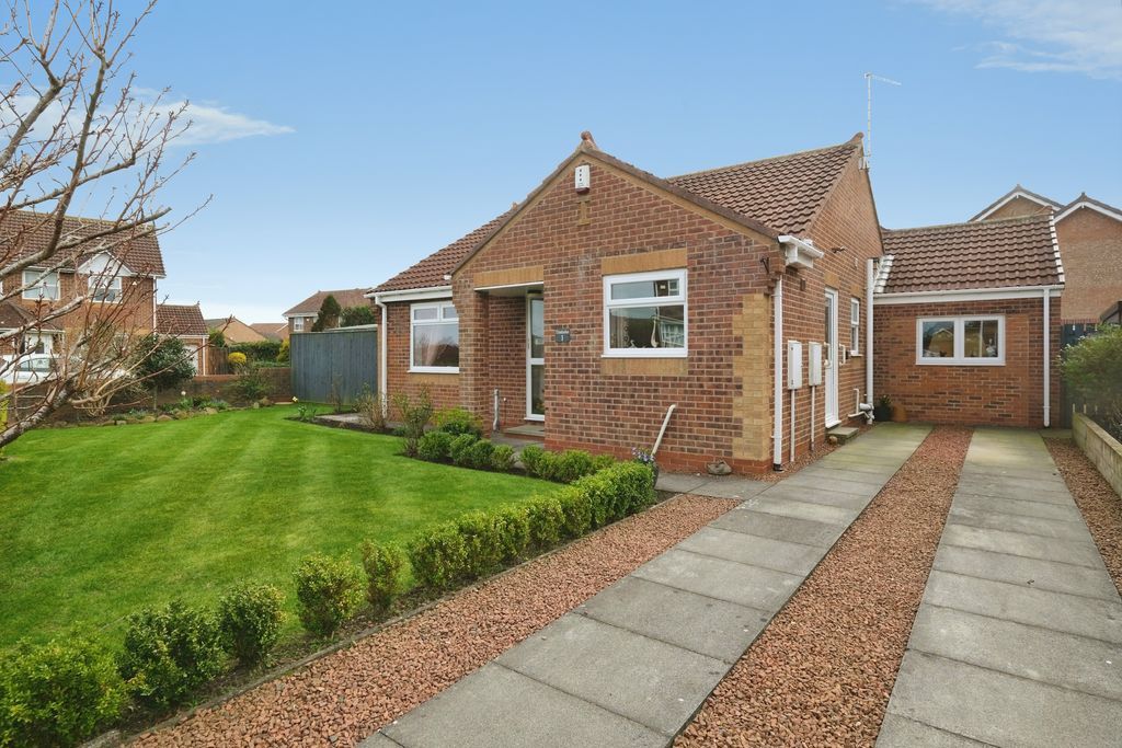 3 bed detached bungalow for saleSylvias Close, Amble NE65