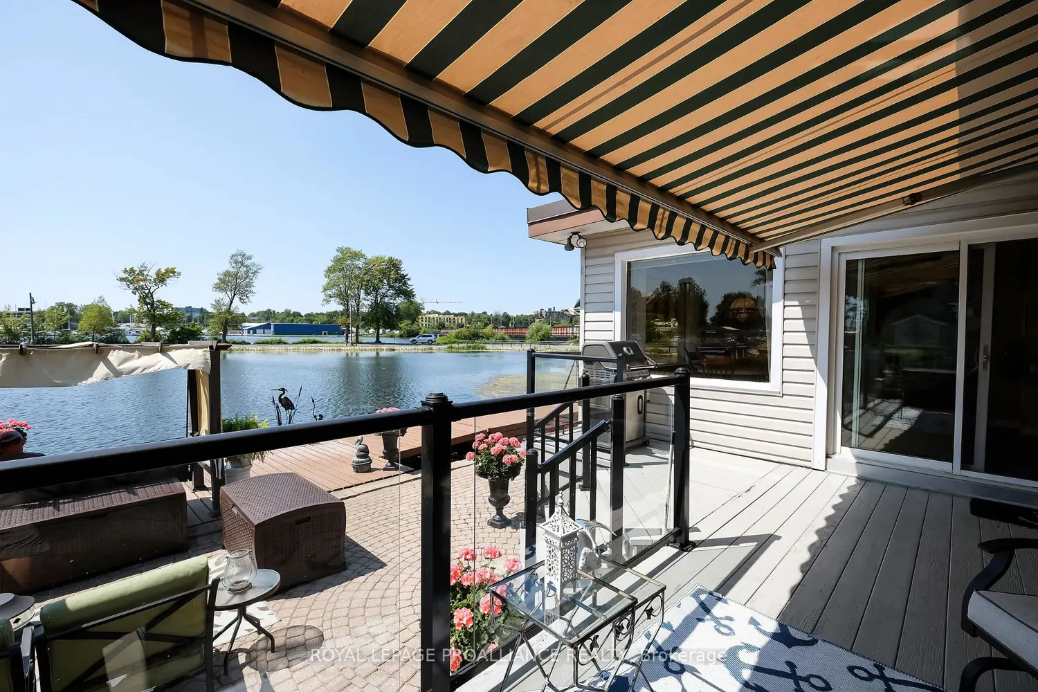 Additional image 14 of 70 Front Street