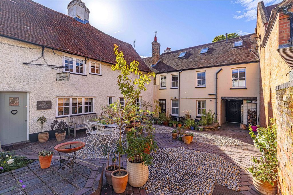 Additional image 19 of 4 bed terraced house for saleGrange Lane, Letchmore Heath, Watford, Hertfordshire WD25