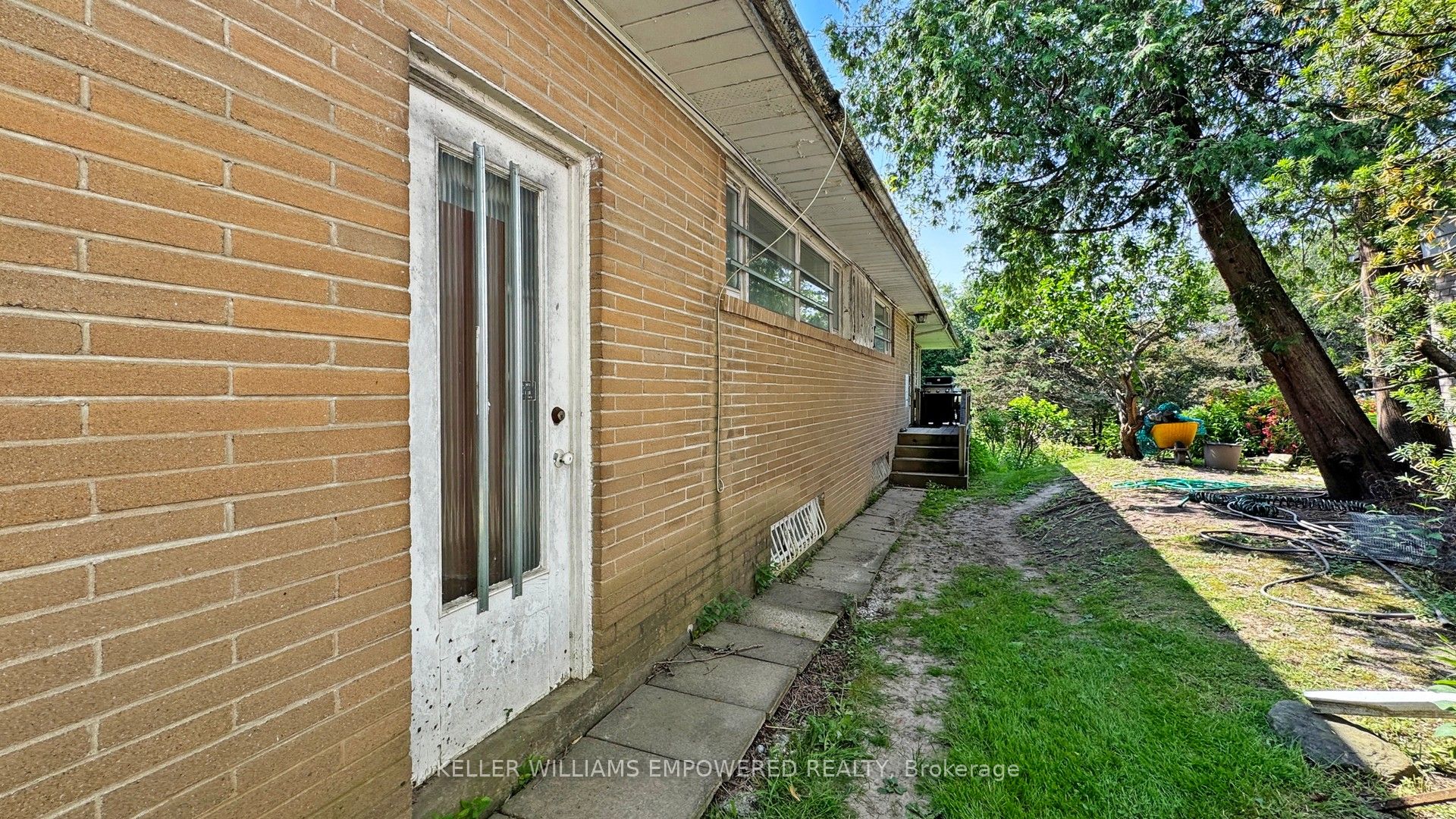Additional image 5 of 117 Arjay Crescent, Toronto, ON, M2L 1C6