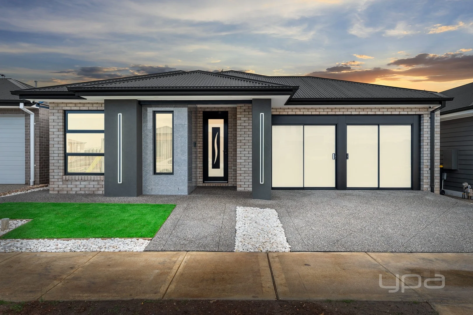 6 Buckingham Boulevard, Strathtulloh VIC 3338