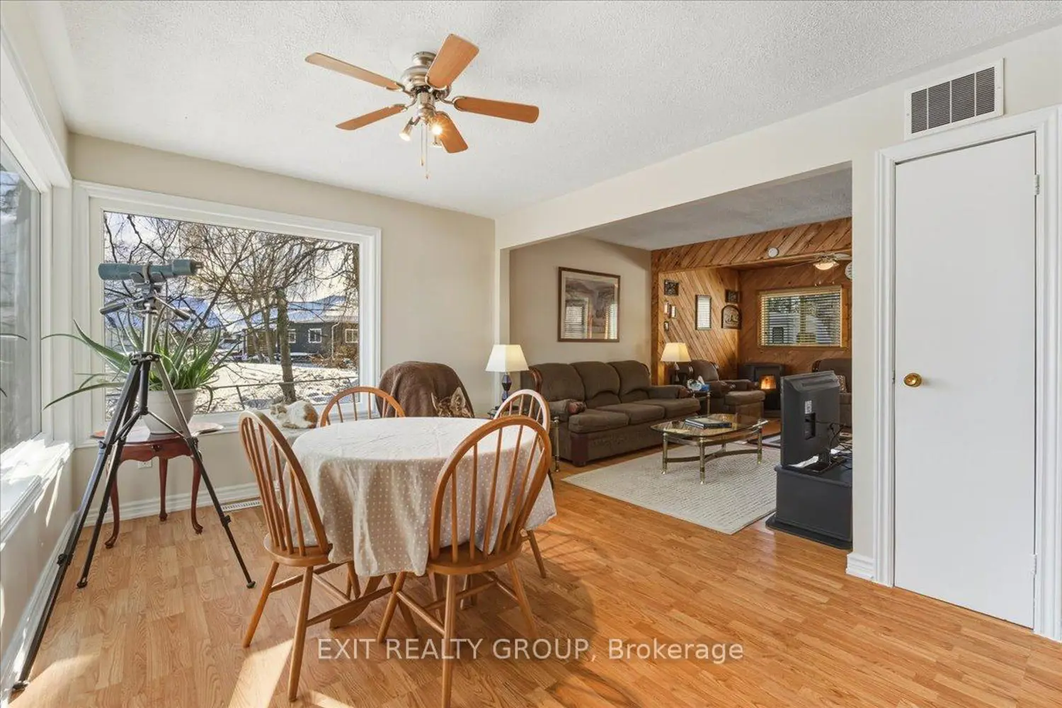 Additional image 8 of 33 Willow Point Road