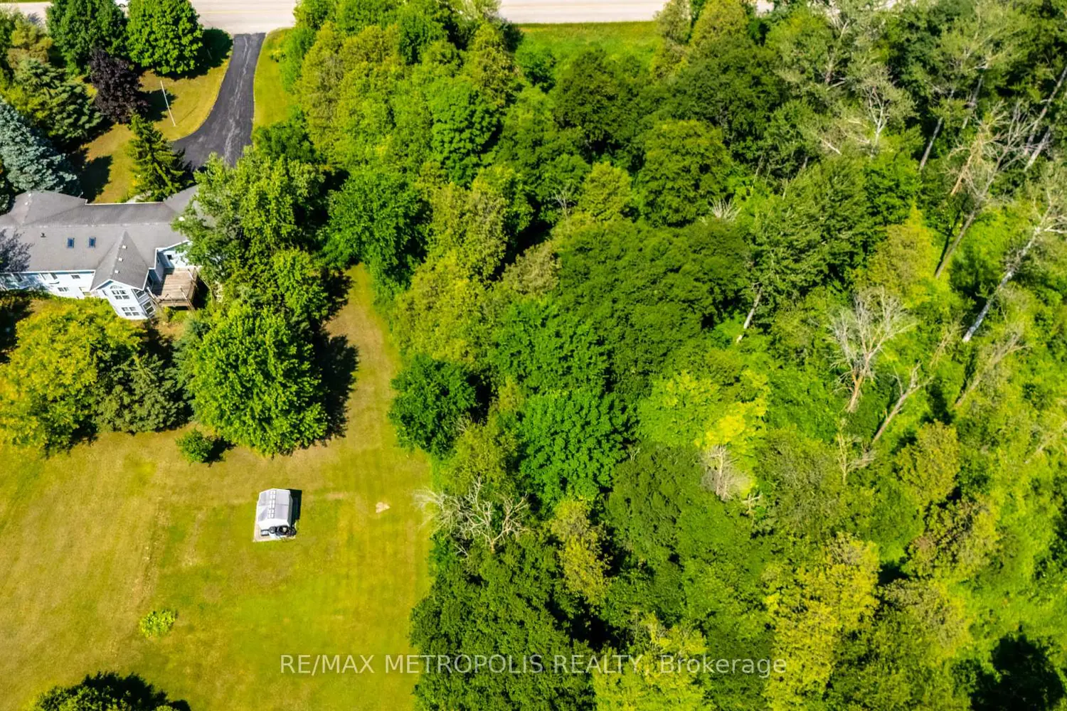 8232 Concession Road 12 photo 3