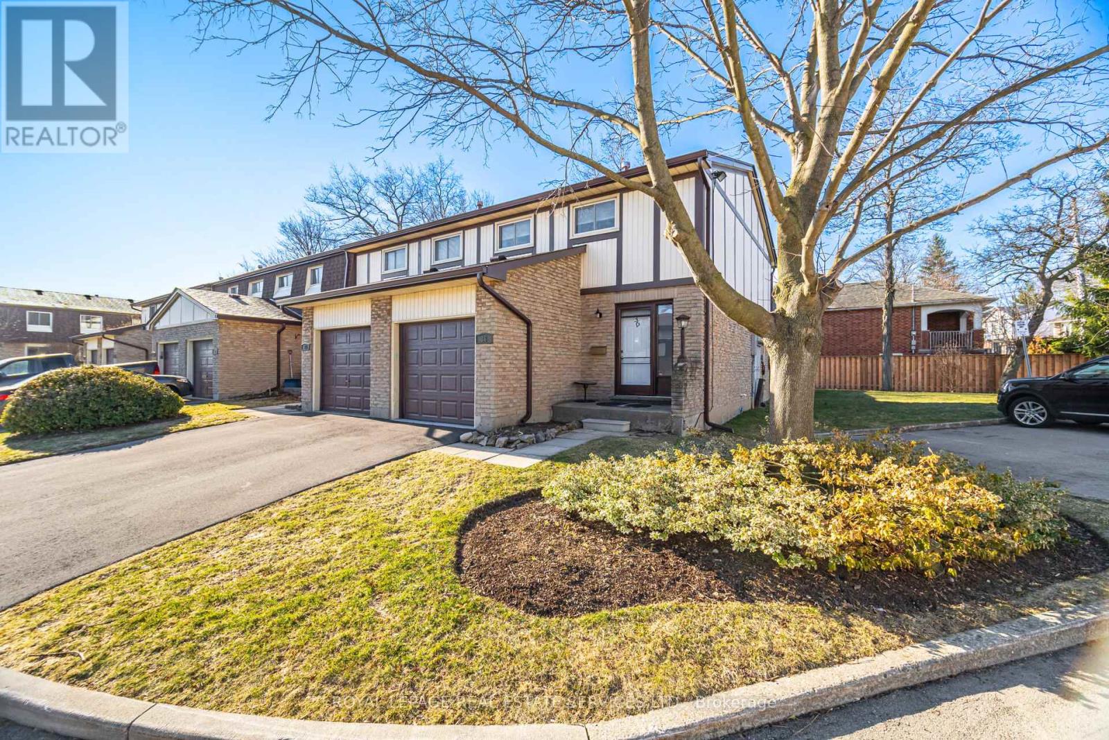 300 Rexford Drive, Hamilton, ON, L8W1P5