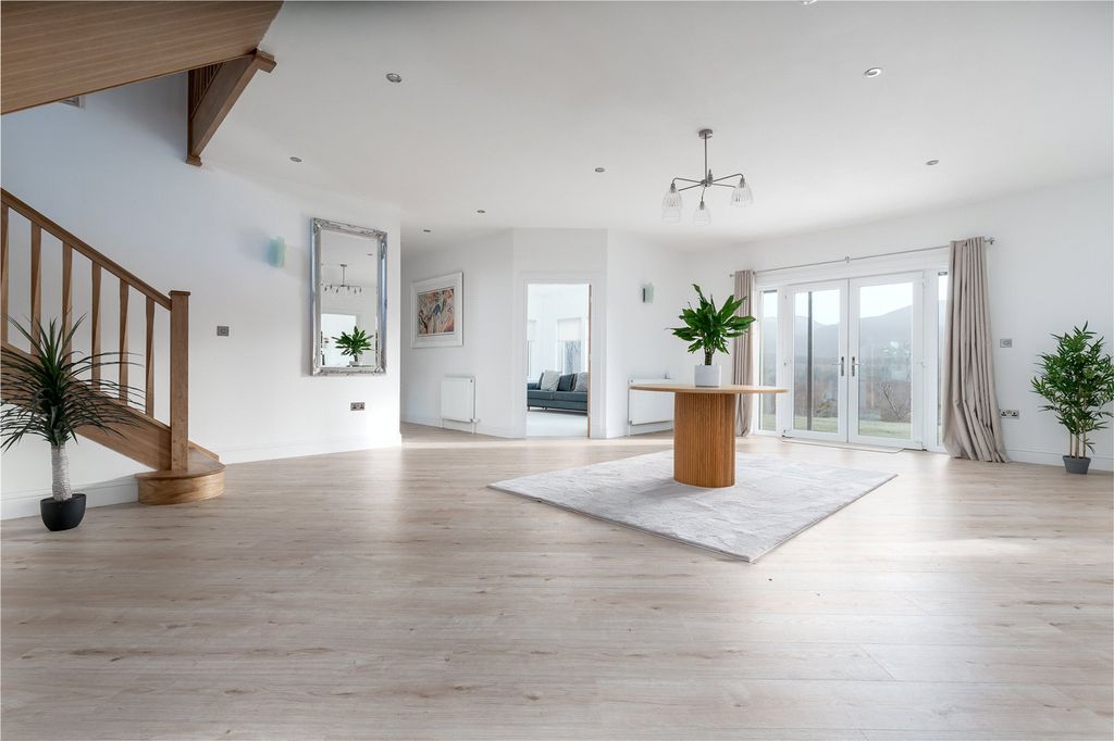 7 bed detached house for saleMacgregor Ranch, Achnabobane Farm, Spean Bridge, Highland PH34 photo 4