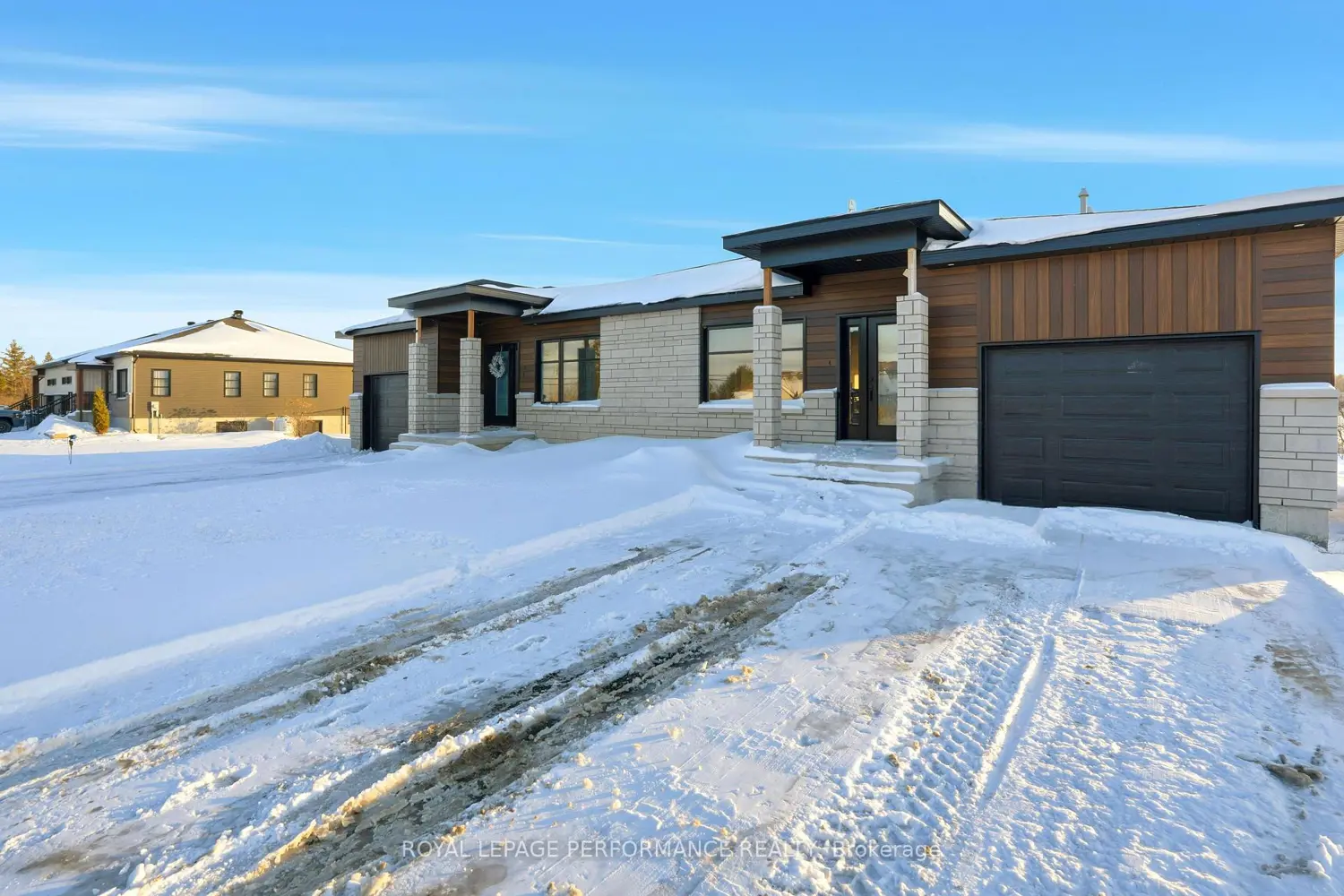 Additional image 2 of 3676-3678 Front Road