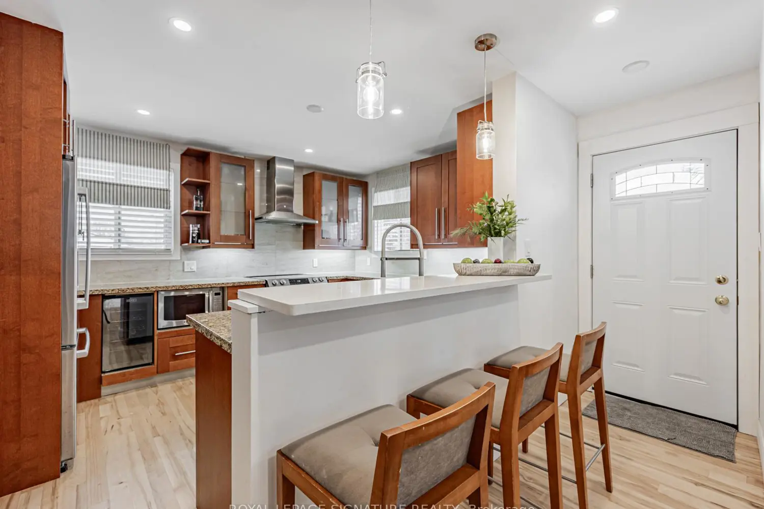 Additional image 3 of 706 Annland Street